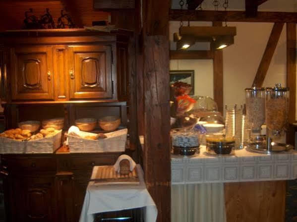 Hotel Aurora Andermatt Bagian luar foto